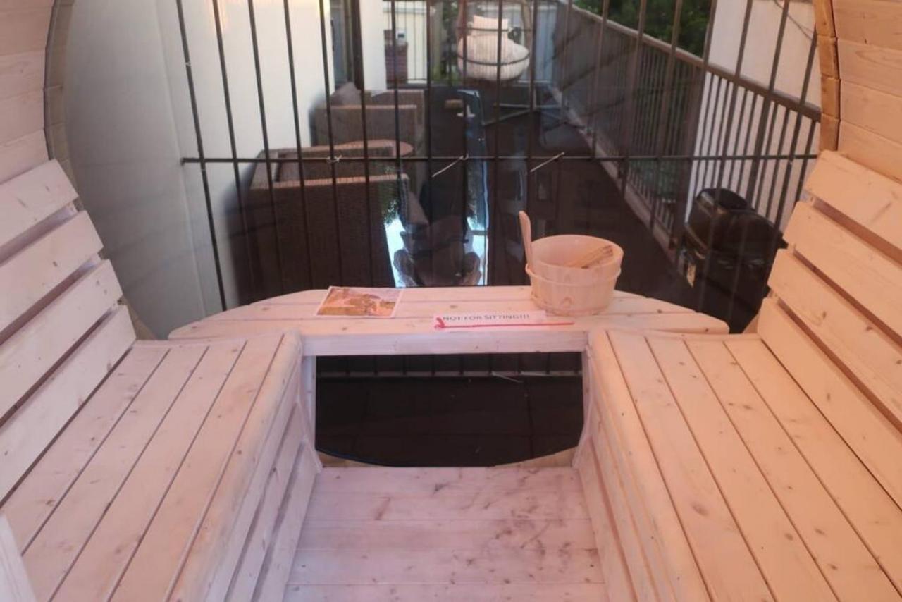 Nyc Skyline Views, Sauna & Rooftop - Romantic Escape At "Brooklyn Bay Lofts" New York Esterno foto